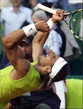 Rafael Nadal in extrem reaction.jpg