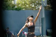 Venus Williams Ball Toss.jpg