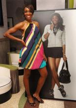 Venus Williams looking fashionable.jpg