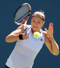Dinara Safina hits a spinning forehand during US Open 2009 in New York
