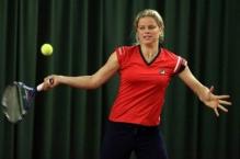 Kim Clijsters demonstrates a forehand.JPG