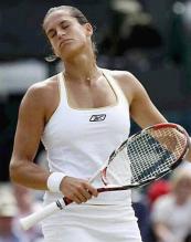 Amelie Mauresmo reacts.jpg
