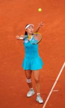Peng Shuai ball toss on serve during the 2011 French Open.JPG