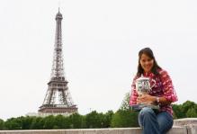 Ana Ivanovic poses with her French Open 2008 trophy in front of the Eiffel tower shot 2.jpg