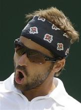 Arnaud Clement goes whoooa.jpg