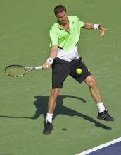 Marat Safin hits a forehand.jpg
