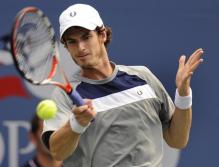Andy Murray spins a forehand.jpg